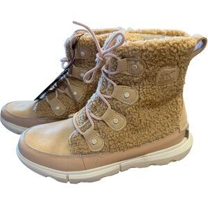 Sorel  Explorer Joan Cozy Women’s 9.5 Beige/Pink Lace Up Boots Waterproof NWT